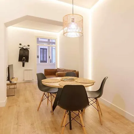 Vivienda Turistica Estilosa En La Zona Vieja Bilbao Extérieur photo